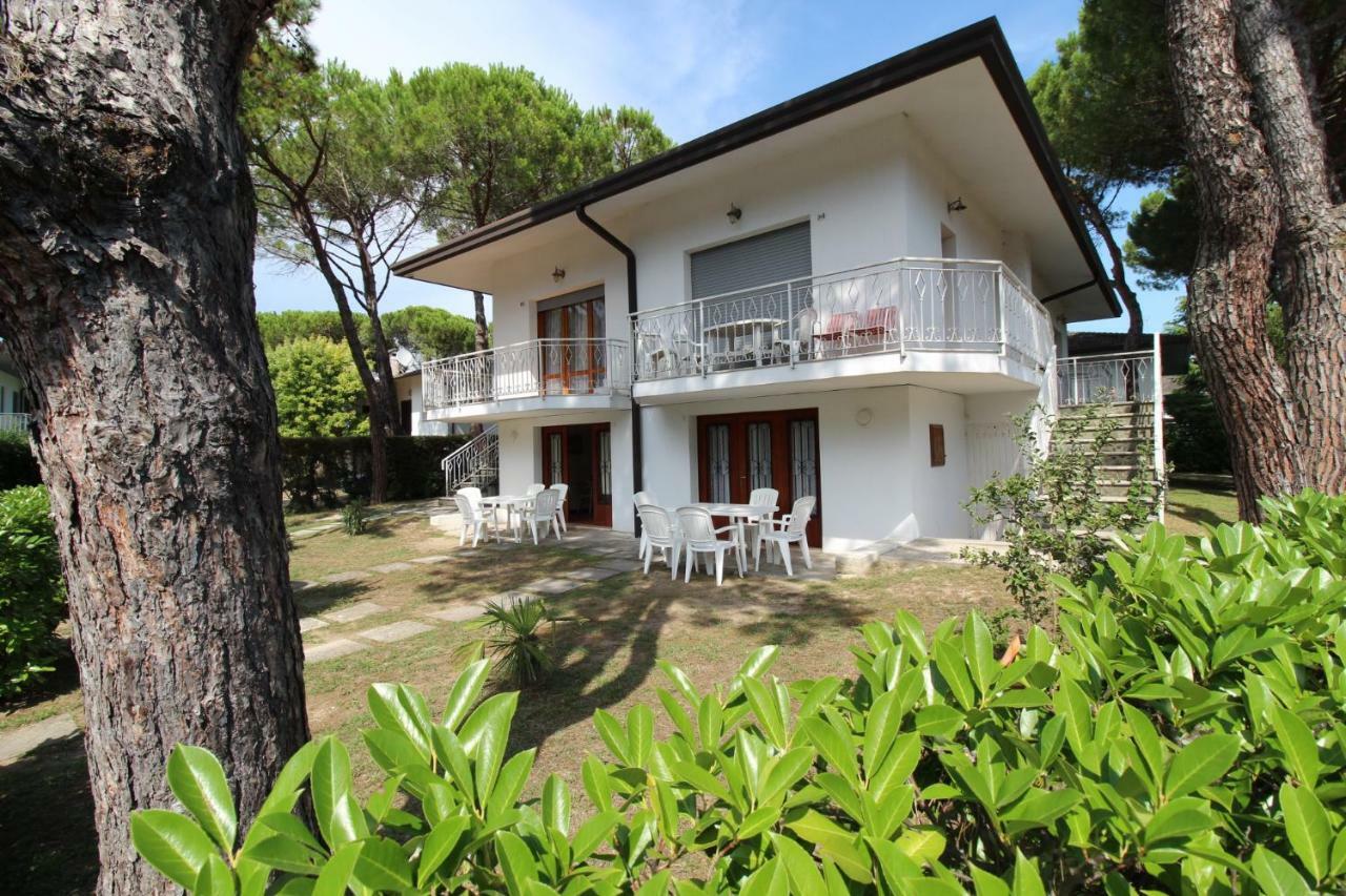 Villa Marisa Lignano Sabbiadoro Zimmer foto